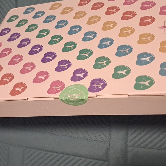 JEFFREE STAR Heart Breaker Hand Mirror - Picture 5 of 6